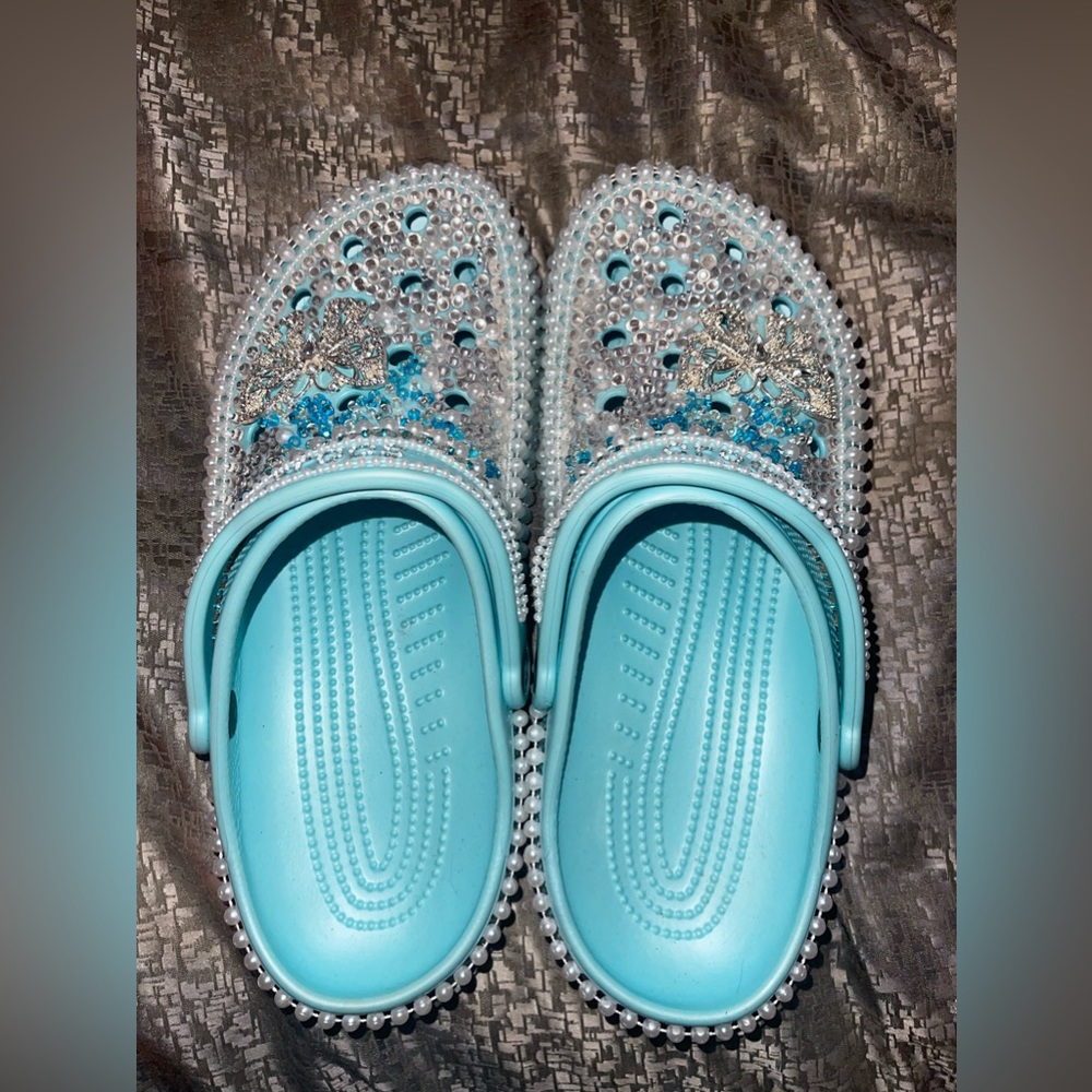 I’m selling these beautiful crocs that I customized